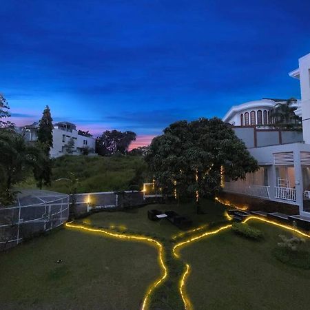 Tropical Villa By Villapedia Citaringgul Dış mekan fotoğraf